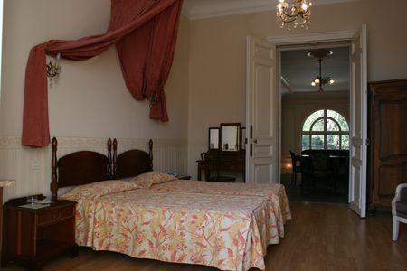 Hotel Aiglon ม็องตง ห้อง รูปภาพ