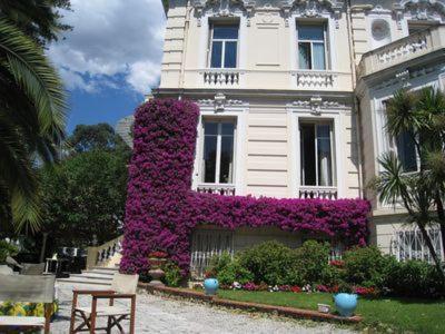 Hotel Aiglon ม็องตง ภายนอก รูปภาพ
