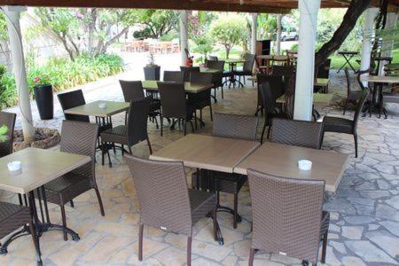 Hotel Aiglon ม็องตง ภายนอก รูปภาพ
